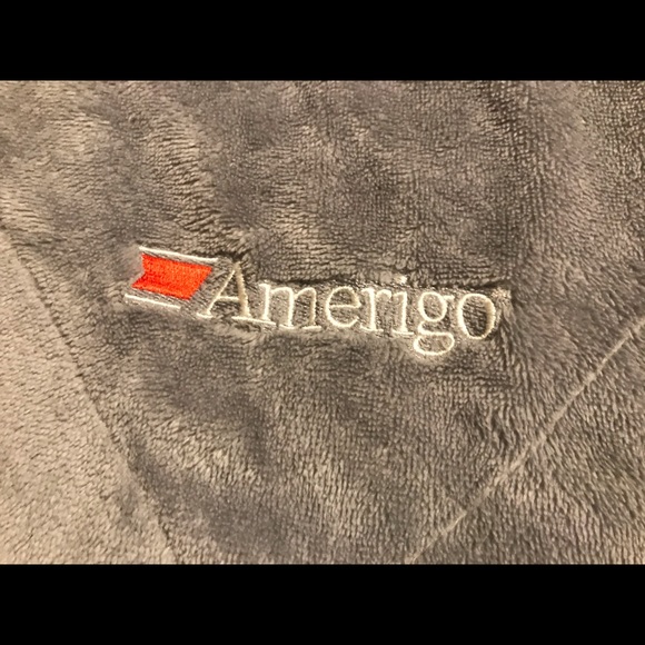 Fleece Amerigo Vespucci Designer Blanket 60”x48” - Picture 4 of 4